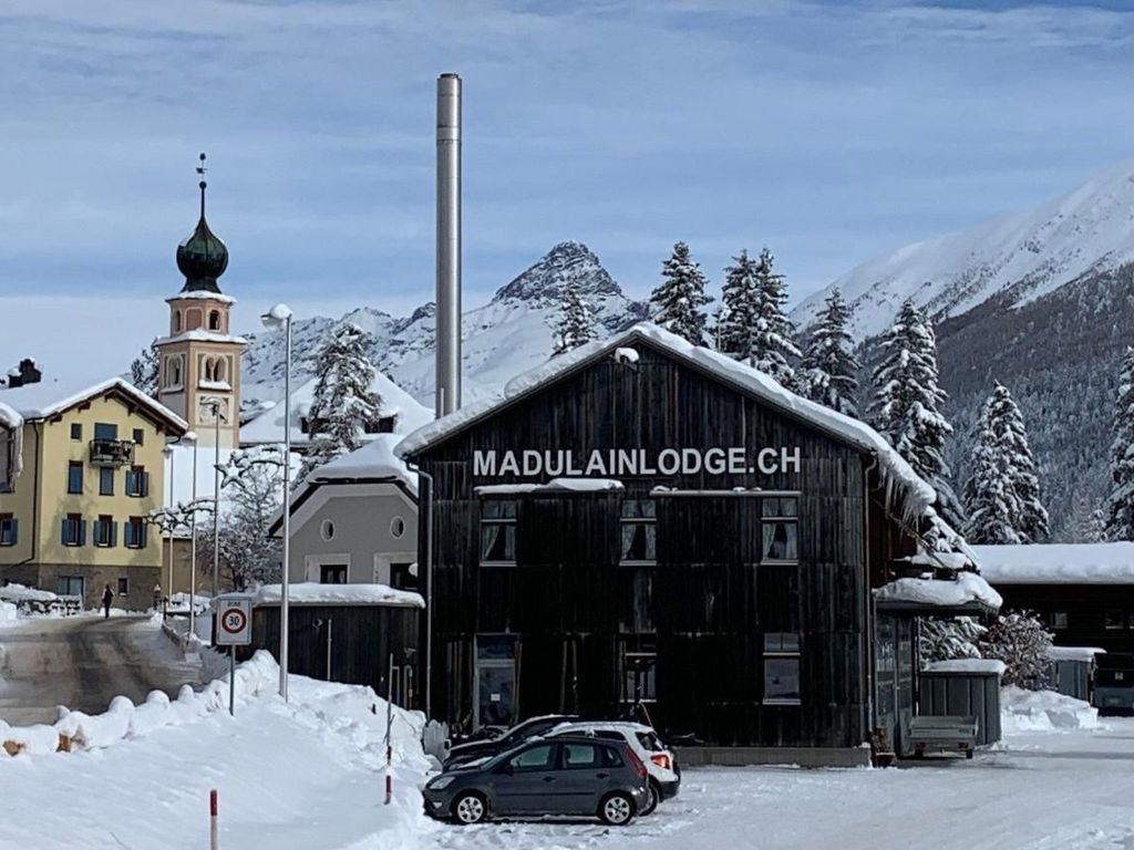 Madulain Lodge