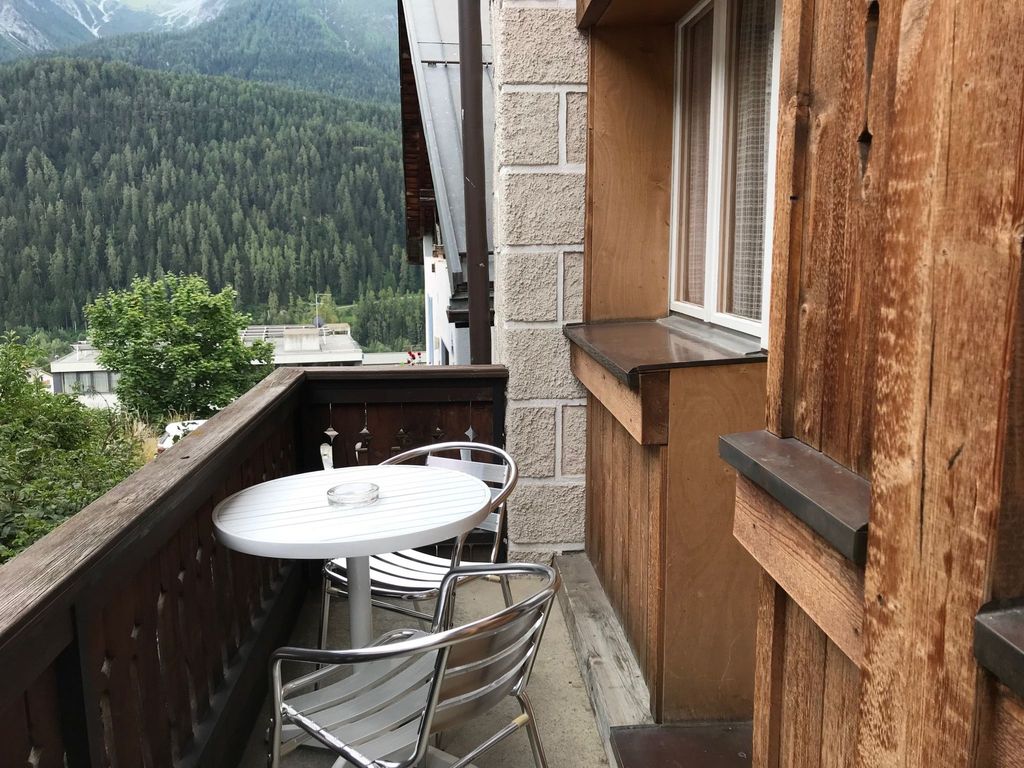 Ferienwohnungen Chasa Valär, (Scuol)