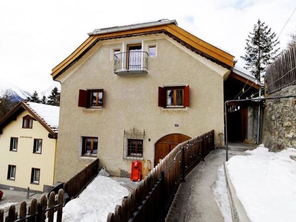 3-Zimmerwohnung Chasa d'Uina, (Sent)