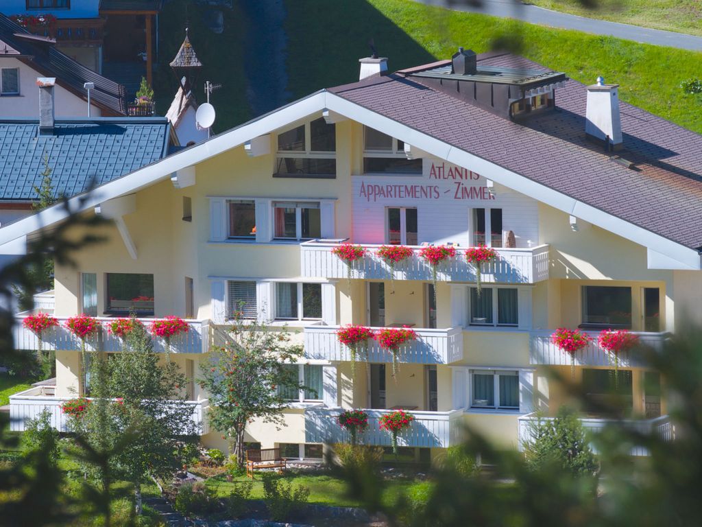 Atlantis Apartments by MEIN SAMNAUN – MOUNTAIN HOMES, (Samnaun-Ravaisch)