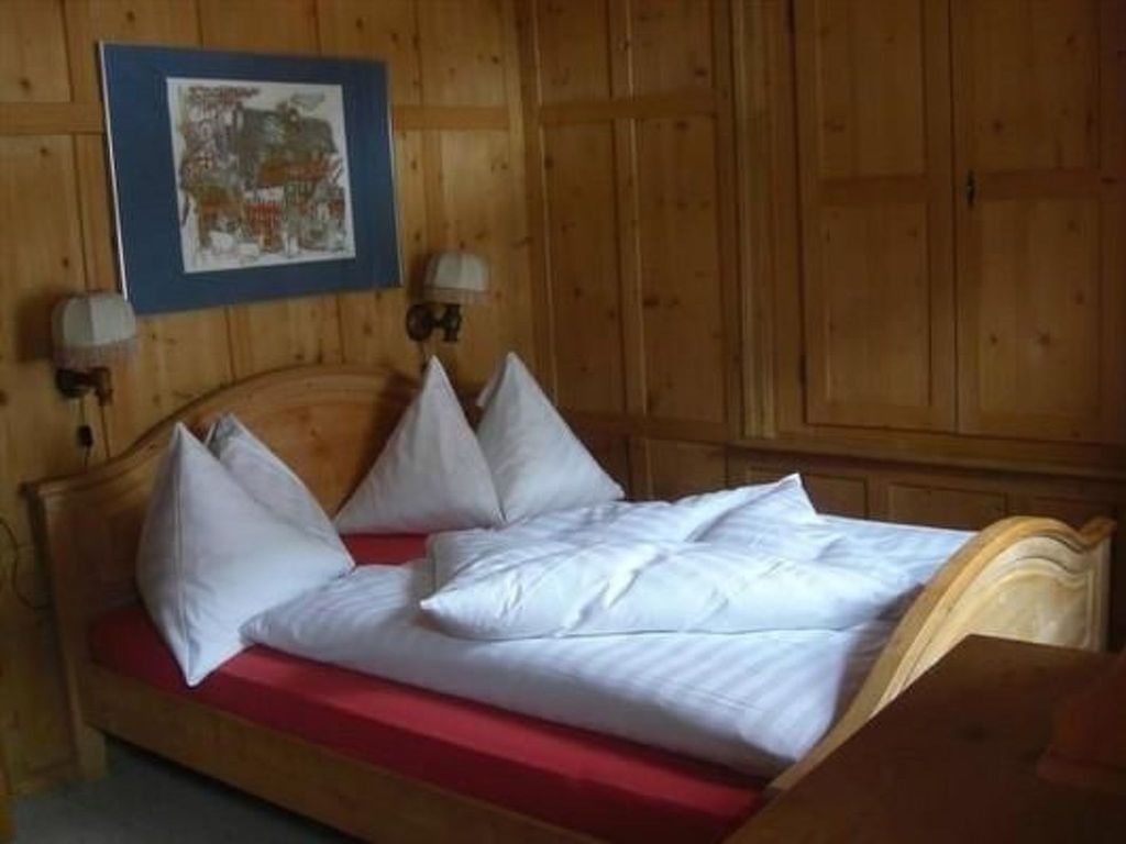 Haus alte Post, (Samnaun-Compatsch)