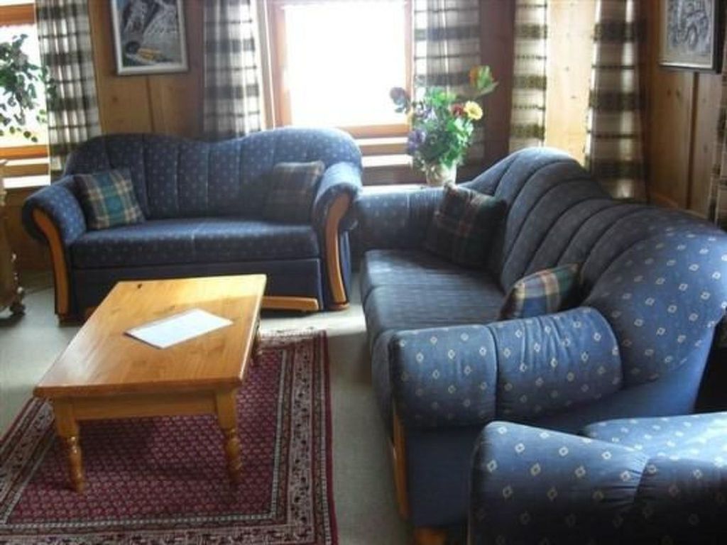 Haus alte Post, (Samnaun-Compatsch)