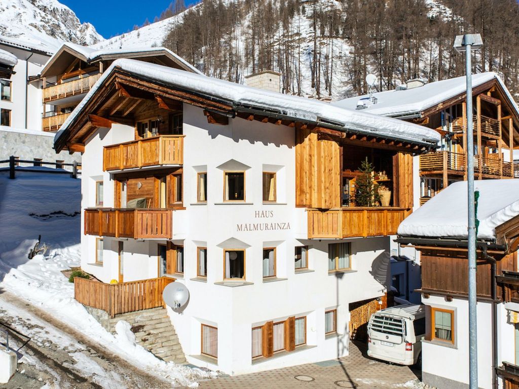 Haus Malmurainza, (Samnaun-Ravaisch)