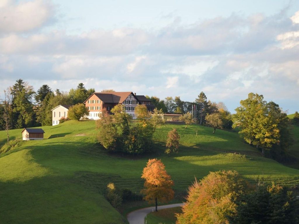 Sunnebad Sternenberg