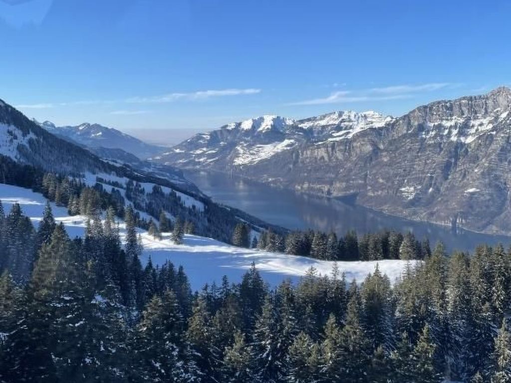Appartement mit privatem Parkplatz