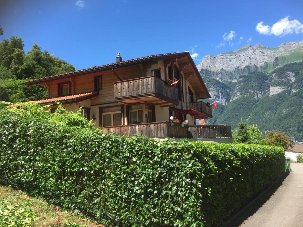 Luxuriöses Chalet - Walensee - Schwimmbad - Sauna