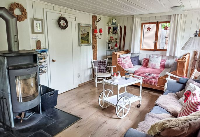 Chalet Chic+Hot Pot .1