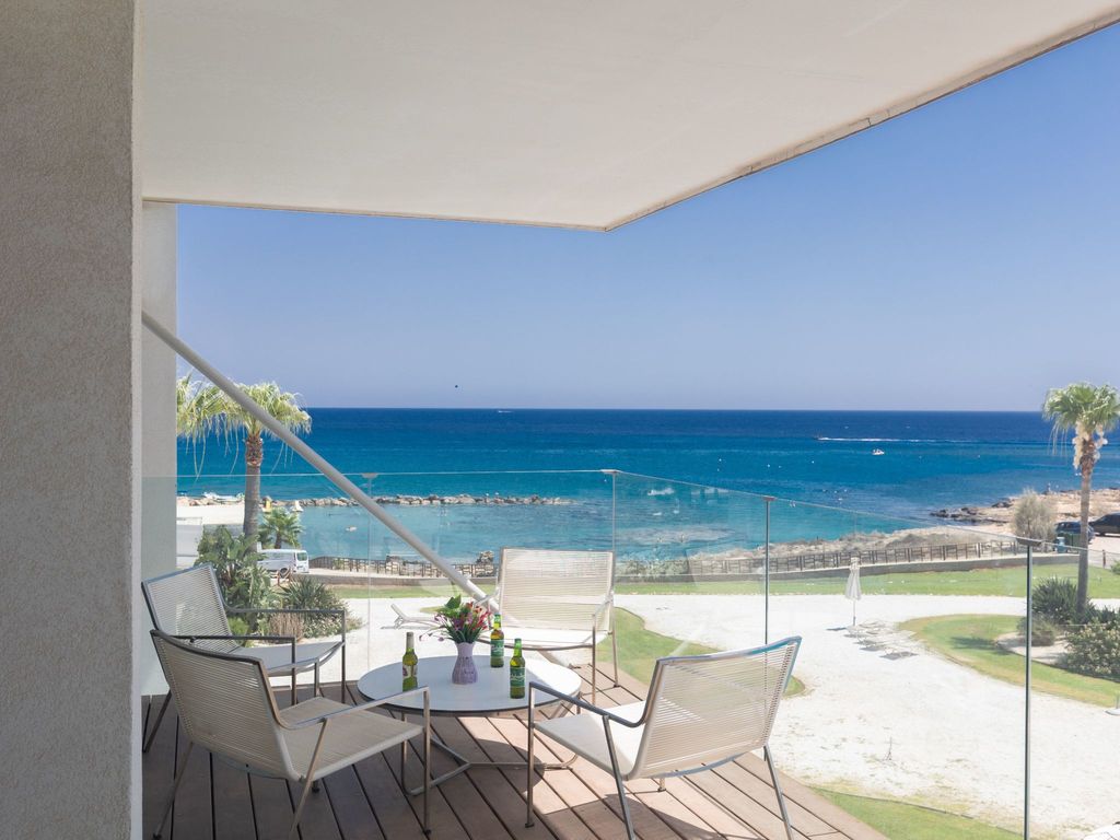Luxuriöse Wohnung am Strand von Thalassa