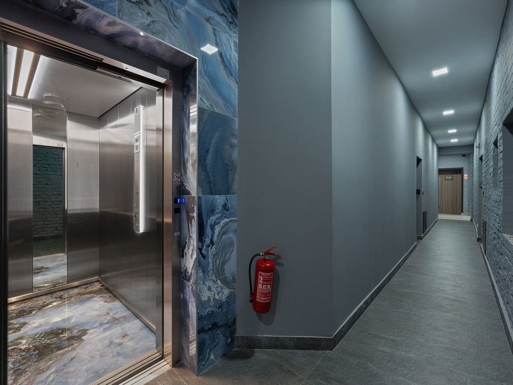 Carlsbad Suites