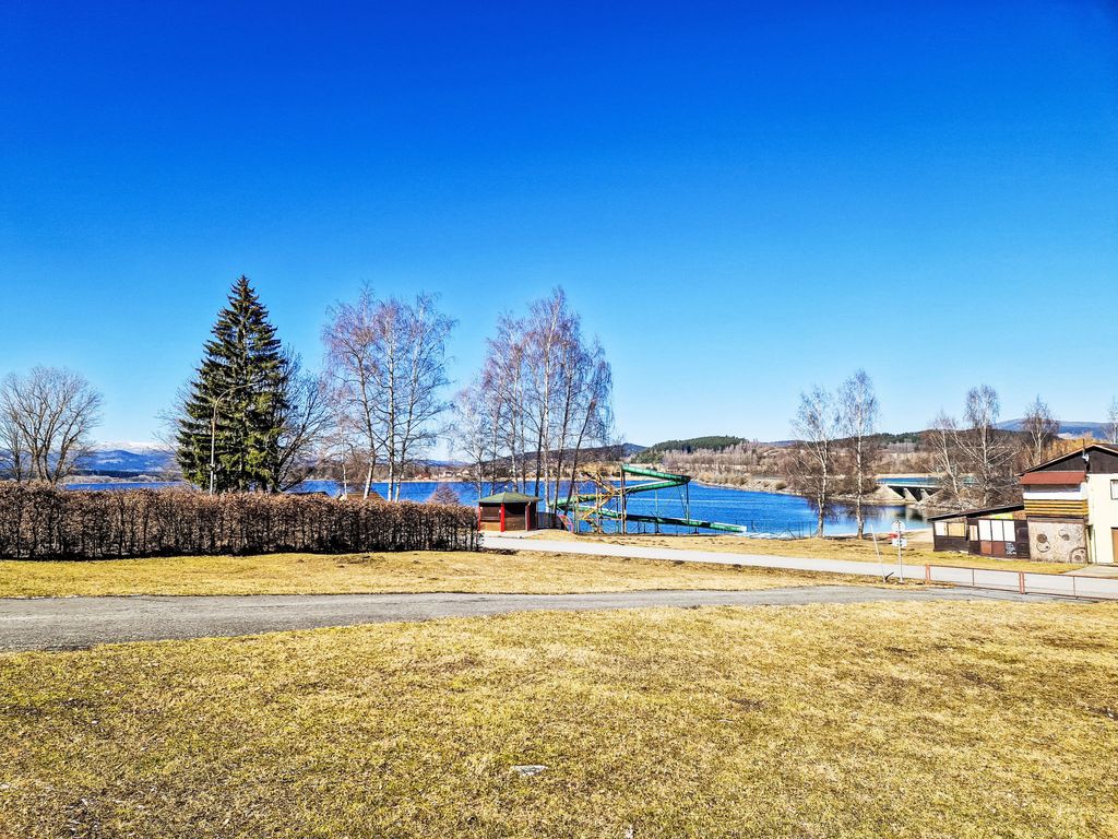 Lakeview Luxury Lodge & Garden