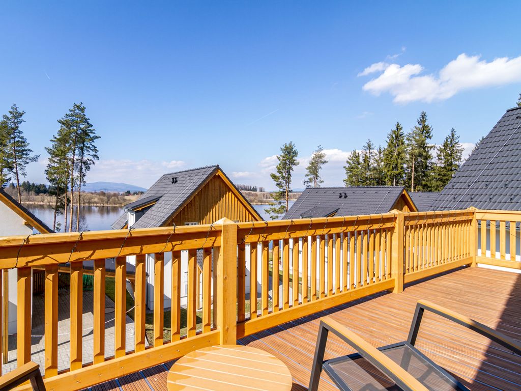Lakeside Village 22 (+ sauna)