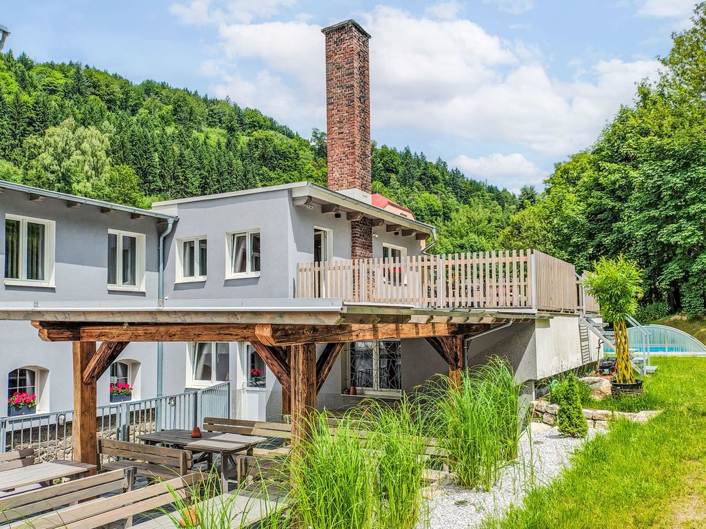 U Dzina