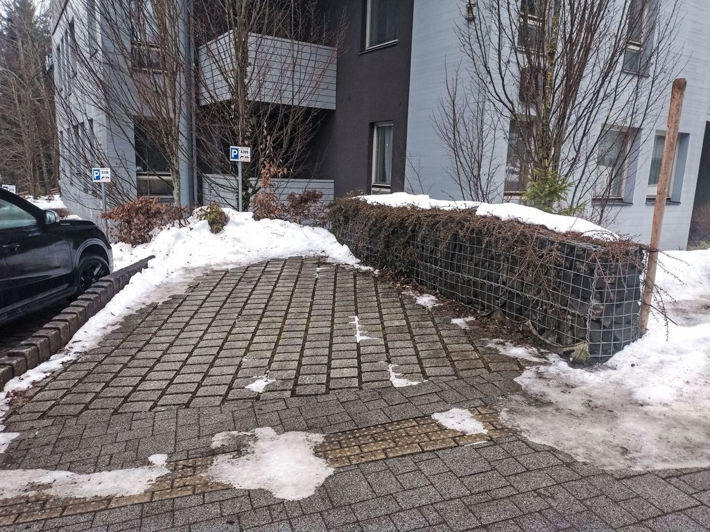 Harrachov Resident A