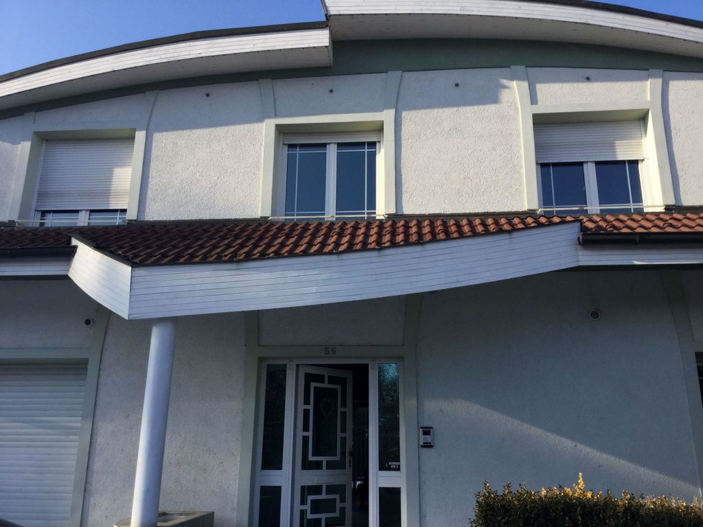 mit Privatpool für 11 Personen + 1 Kind ca. 500 m&sup2;in Pardubitz, Böhmen (Os