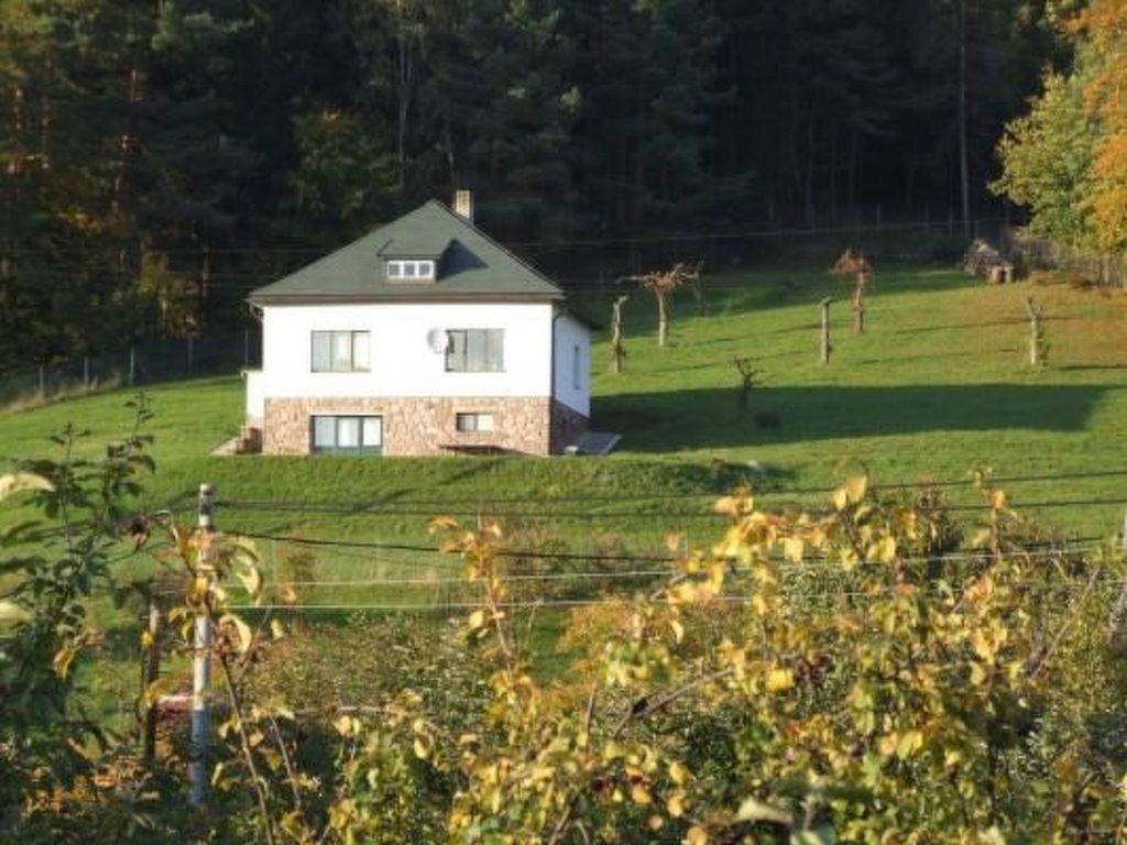 Villa "Na Hora" mit Garten, Grill und Terrasse
