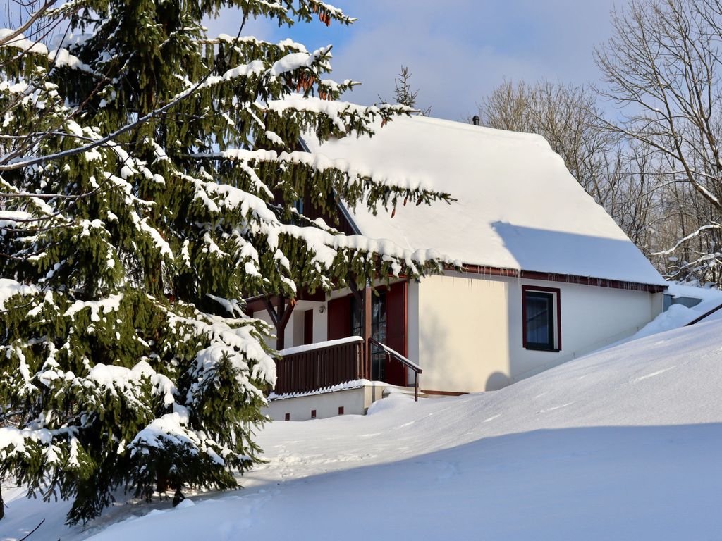 Holiday Hill 33