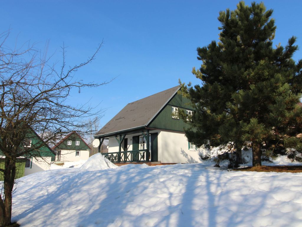 Holiday Hill 38