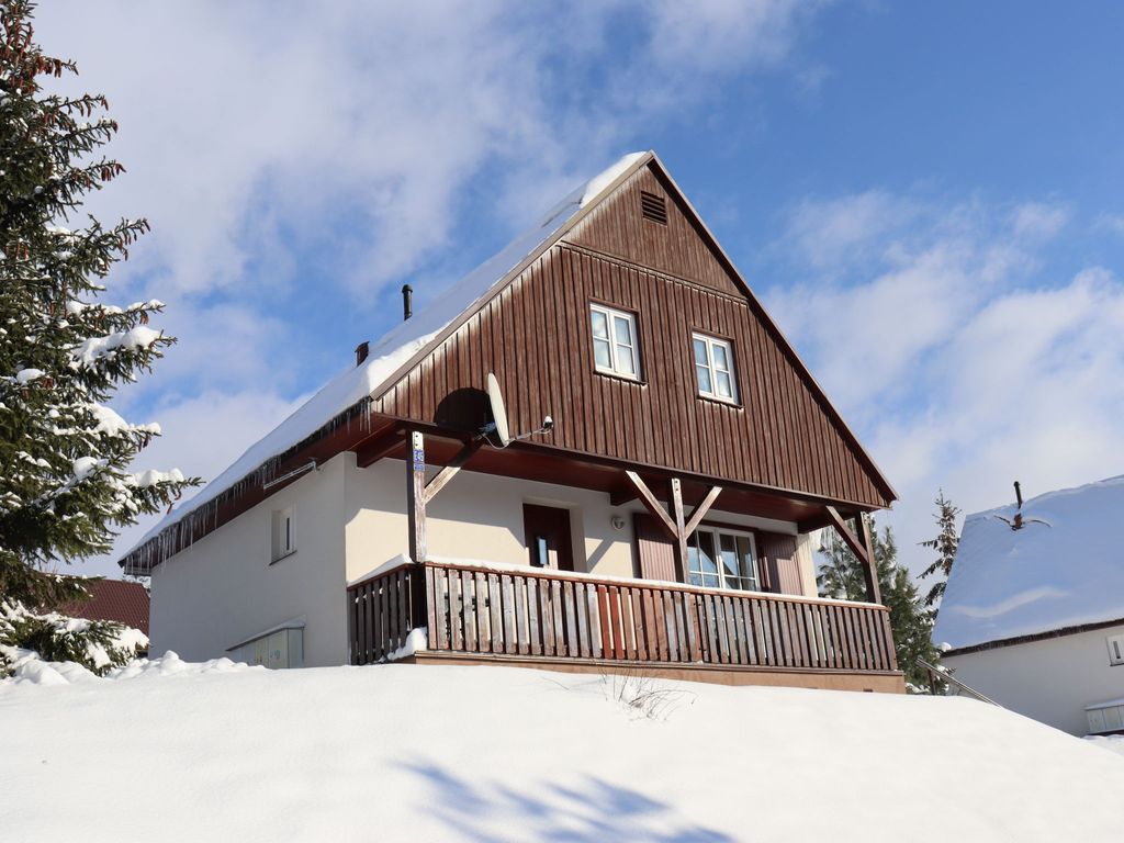 Holiday Hill 45