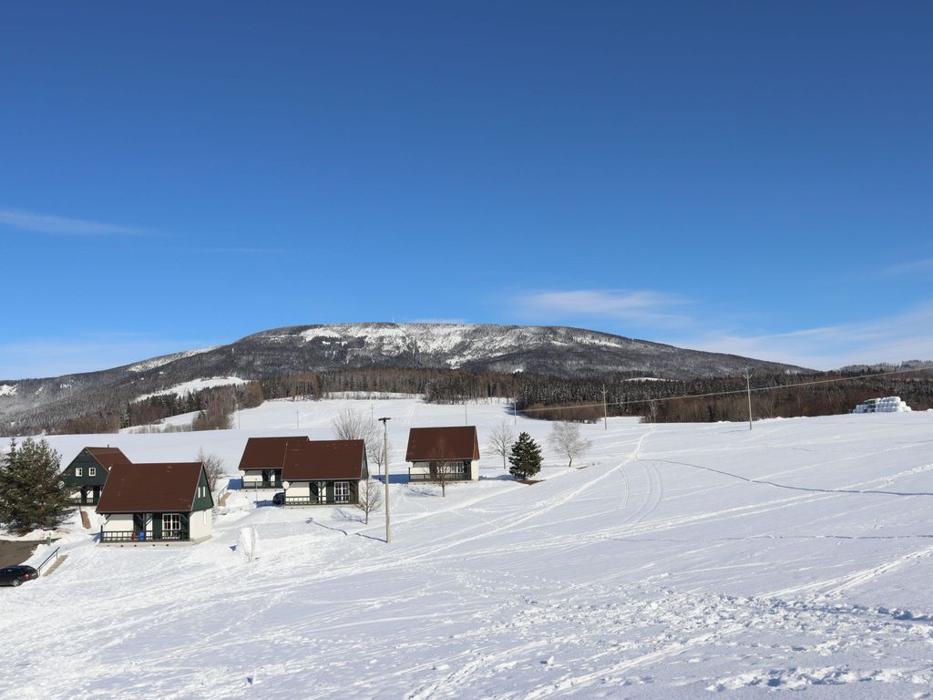 Holiday Hill 46