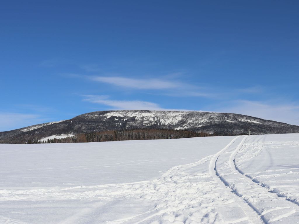 Holiday Hill 65