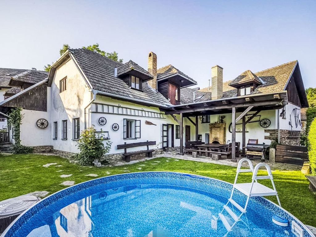 Fairytale Retreat