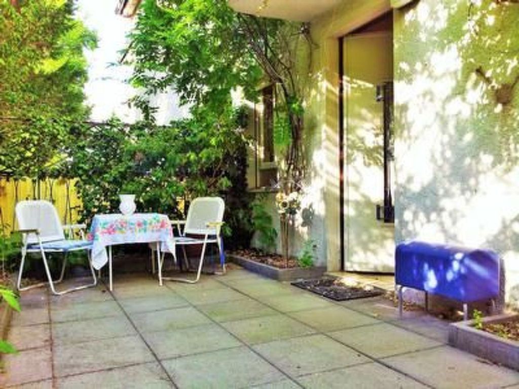 kleine Villa West