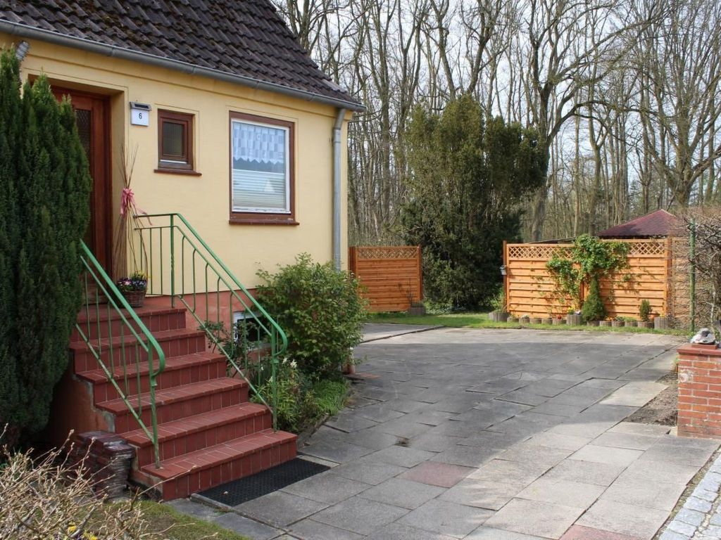 Appartement mit Garten, Grill und Terrasse