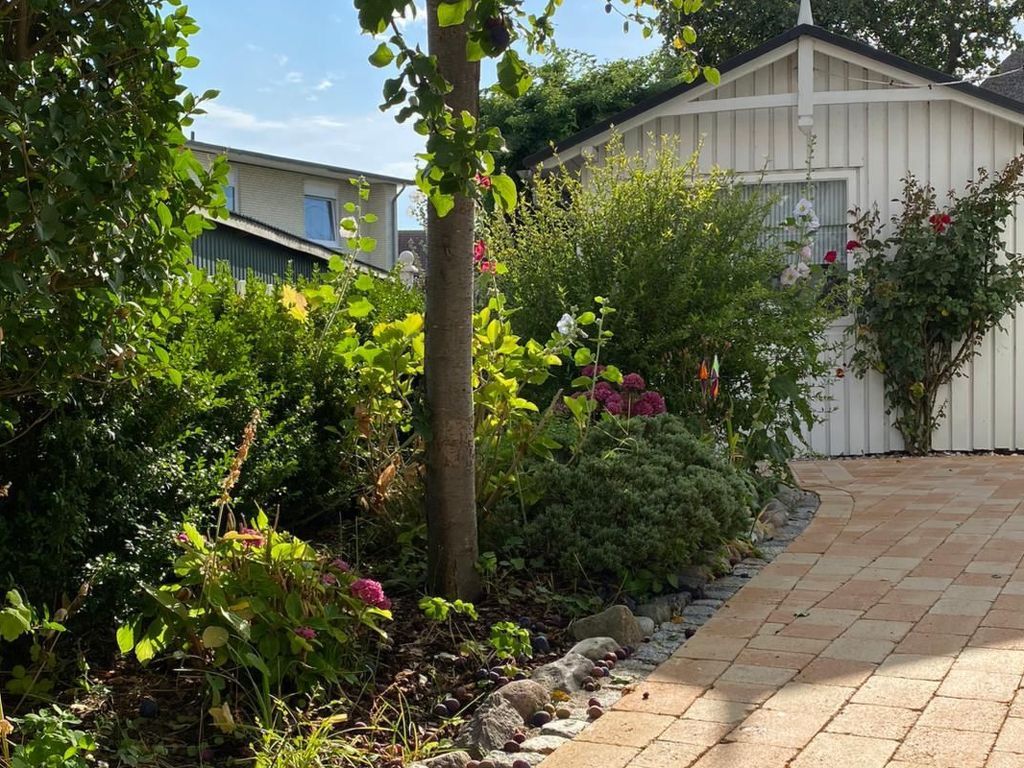 Freundlich eingerichtete Wohnung mit Meerblick