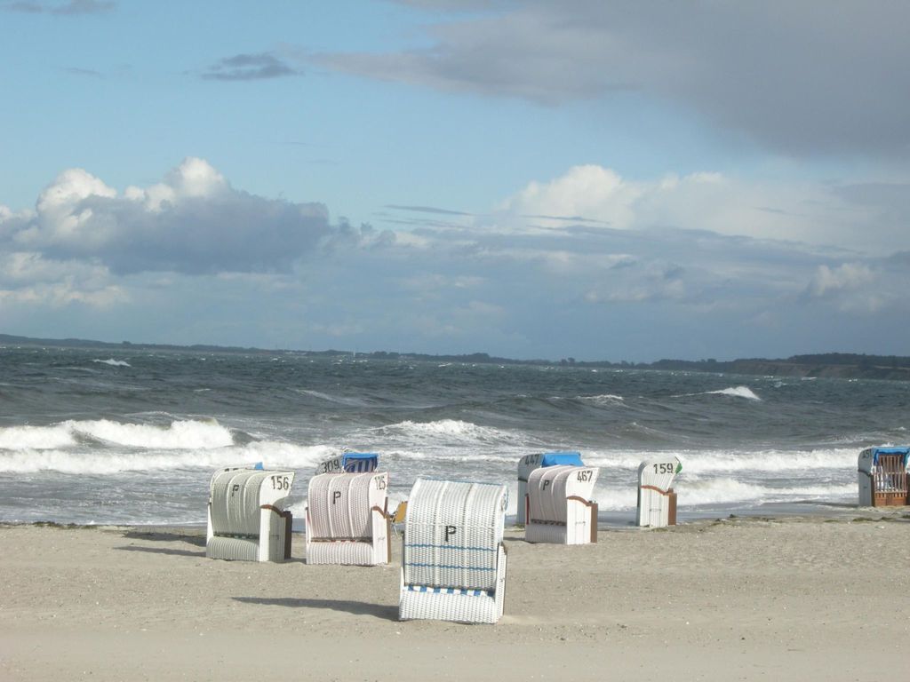 Strandnahes Studio mit kleiner Gartenterrasse