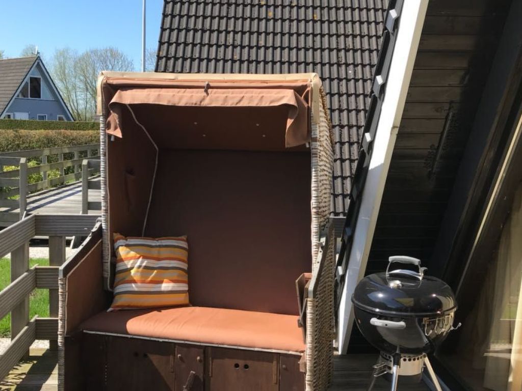 in Fedderwardersiel mit Terrasse