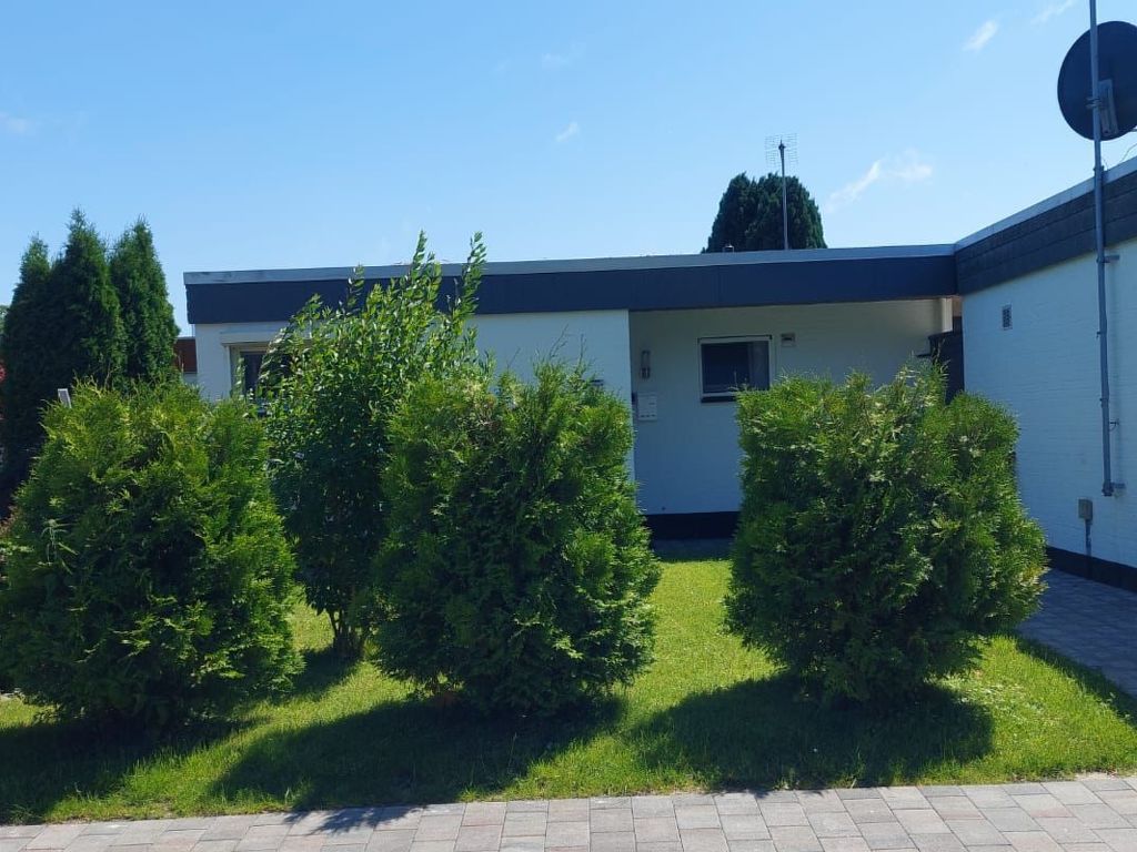 in Tossens mit Schönem Garten