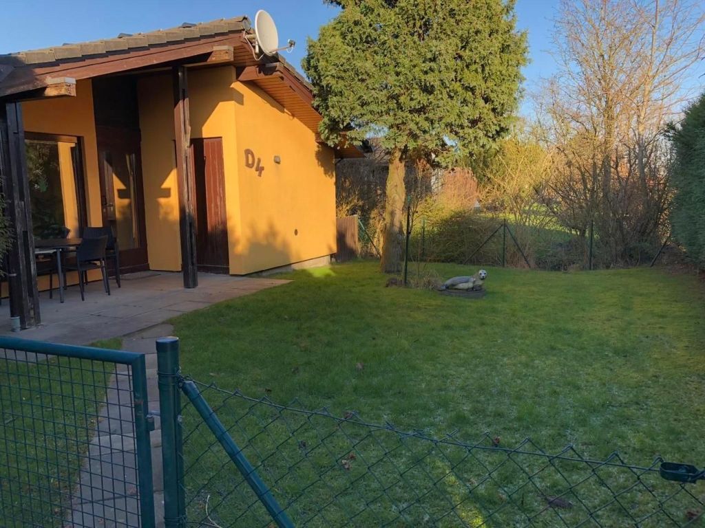 D4 Haus in Eckwarderhörne mit Terrasse und Garte
