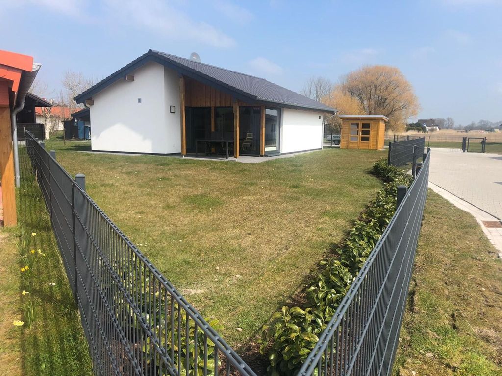 N8 Eingezäuntes Ferienhaus in Eckwarderhörne