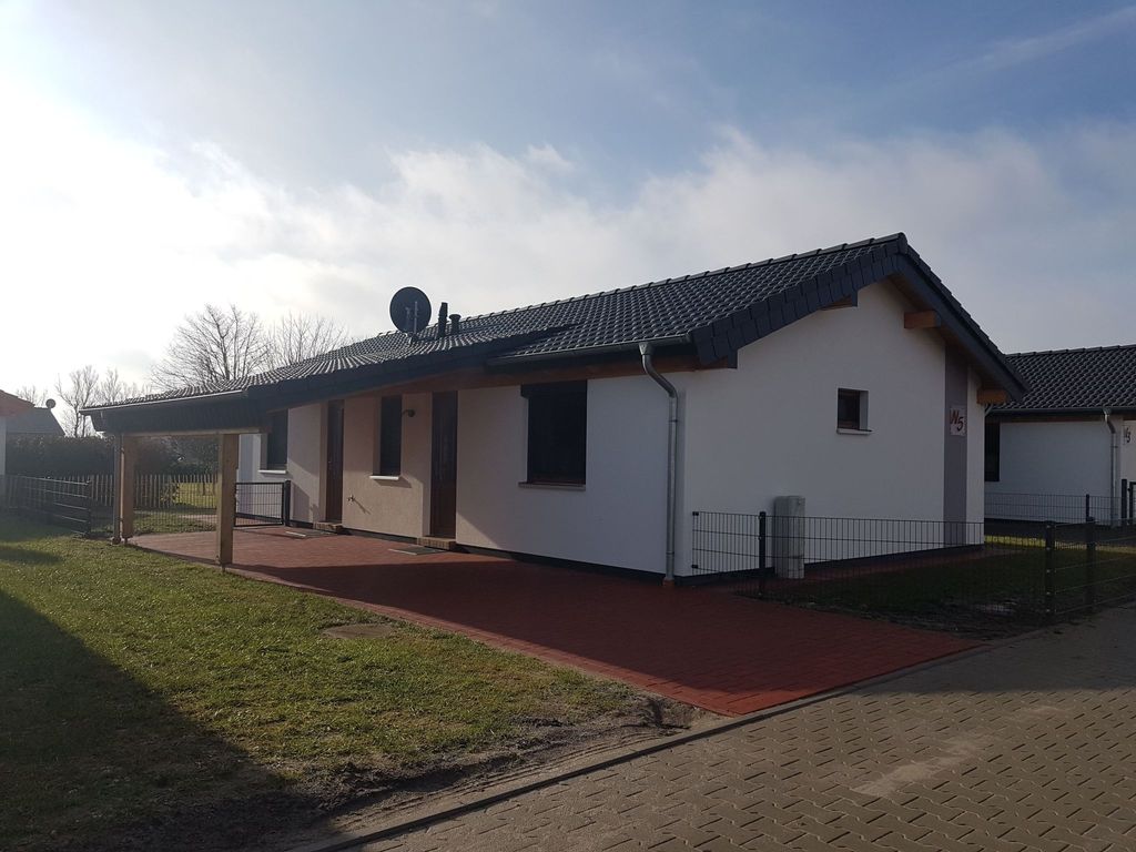 N5 Eingezäuntes Ferienhaus mit ebenerdiger Dusch