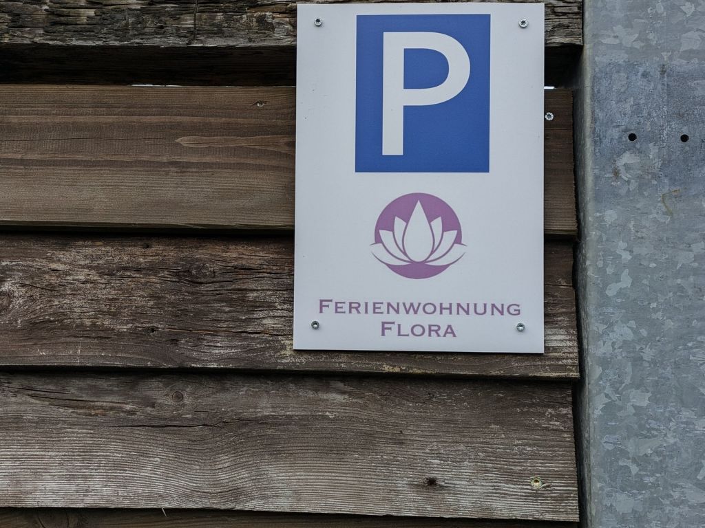Flora