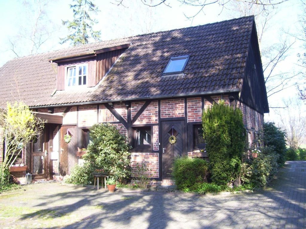 mit Terrasse