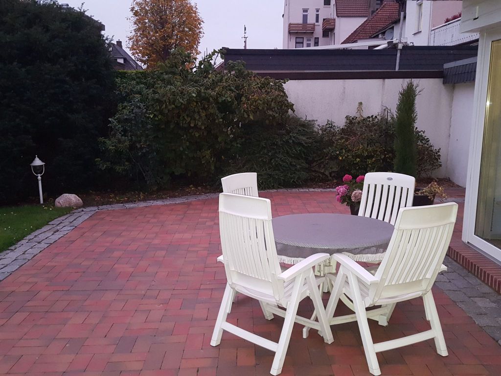 Private Ferienwohnung in Nordenham mit großem Garten