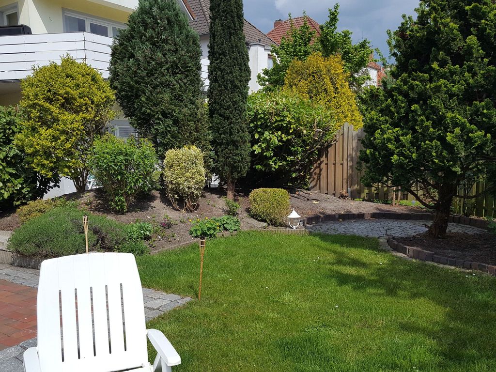 Private Ferienwohnung in Nordenham mit großem Garten
