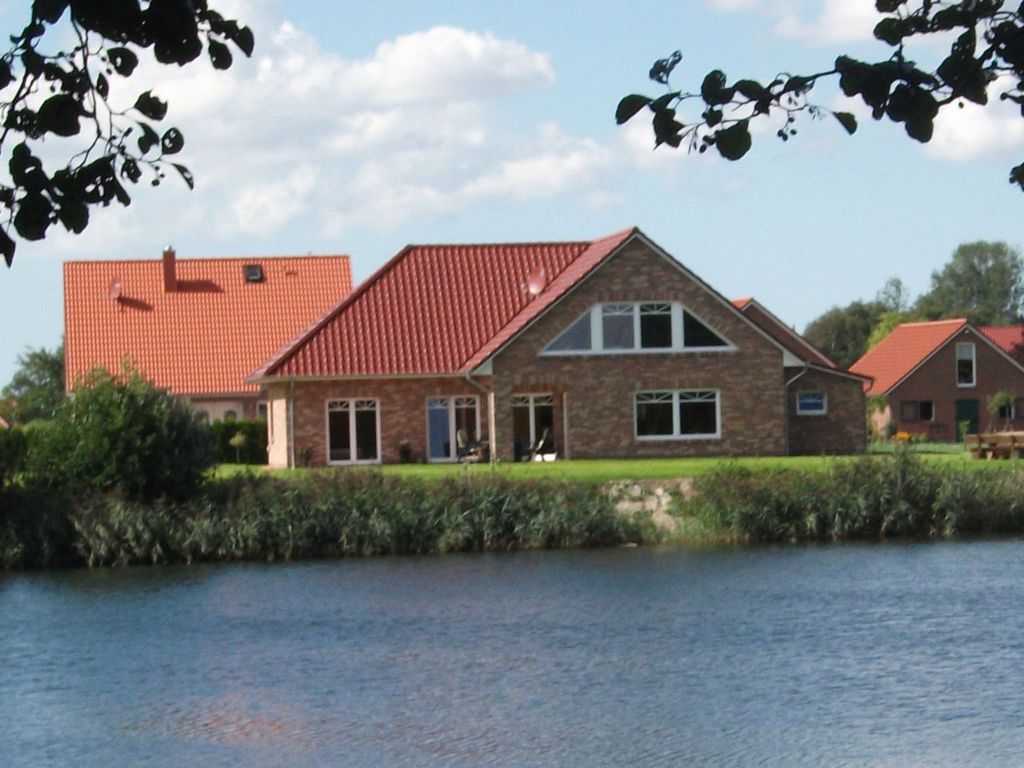 Landromantik mit traumhaftem Seeblick