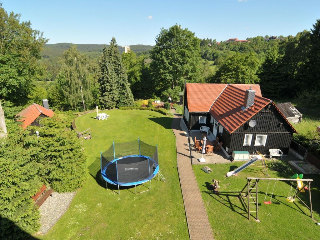 Große und moderne Ferienwohnung im Erdgeschoss