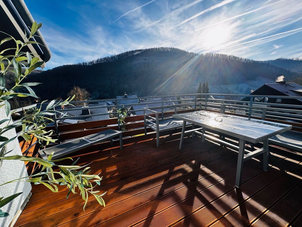 Freistehendes Ferienhaus in Sieber mit Terrasse, Garten und Grill