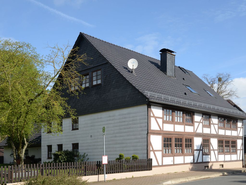 Lounge an der Kirche