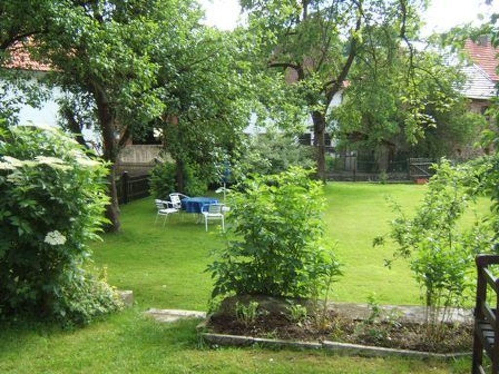 mit Terrasse