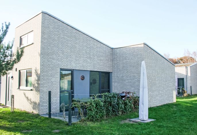 Zwischen den Hügeln 153