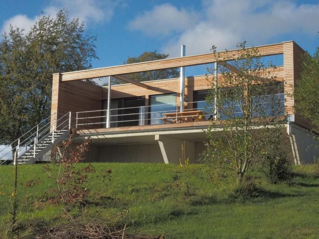 Exklusives Ferienhaus mit Terrasse und Garten