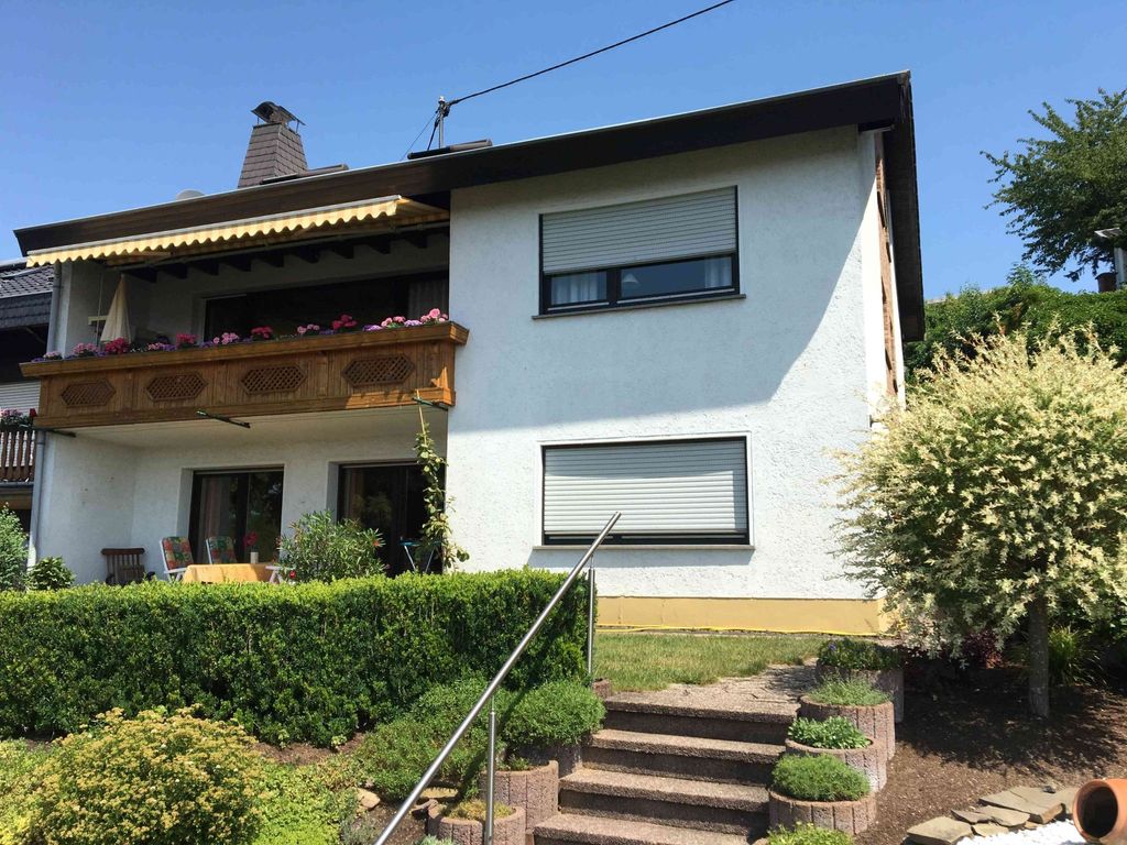 Schöne Ferienwohnung mit Großer Terrasse