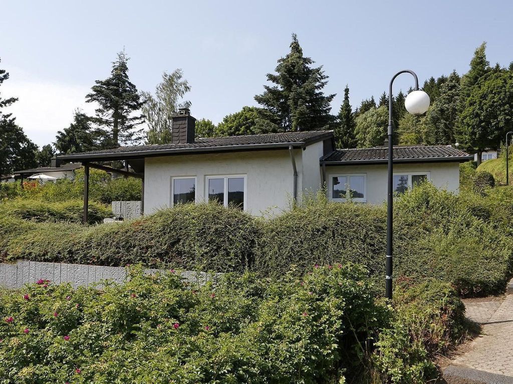 mit Terrasse und Garten Südeifel
