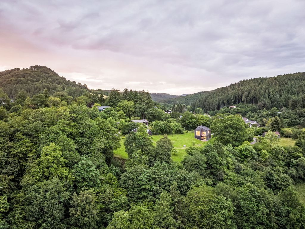 Moderner Holzhausneubau in der Eifel