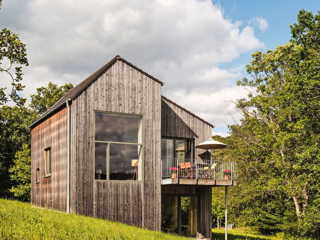 Moderner Holzhausneubau in der Eifel