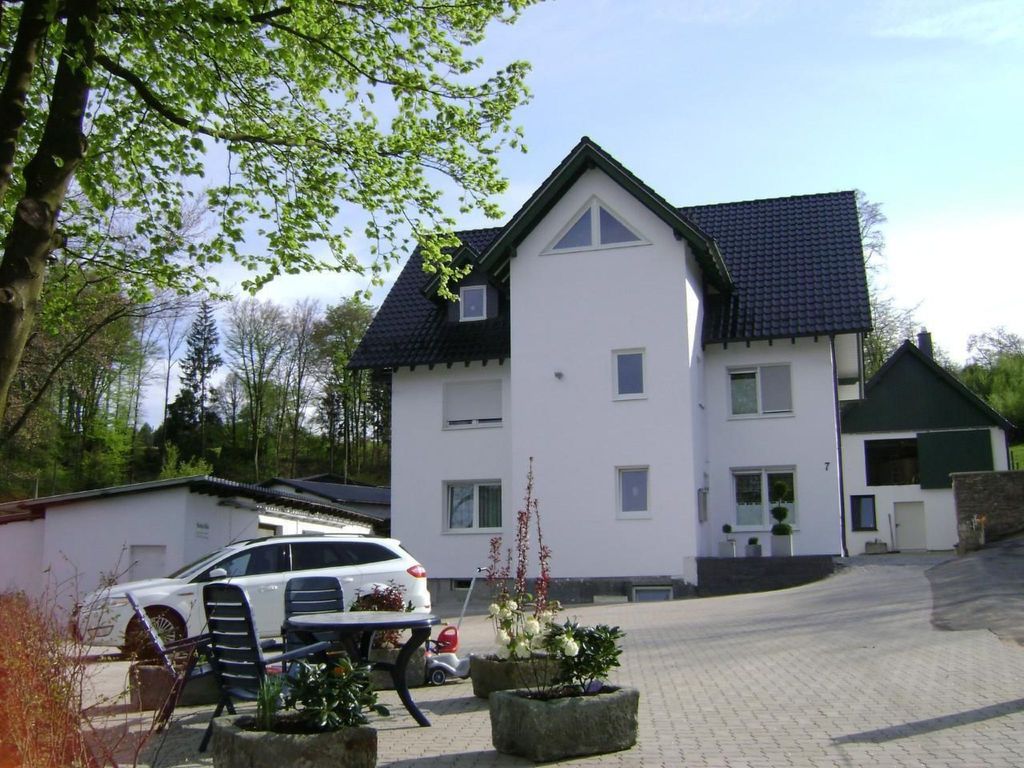in Feldmannshof mit Grill und Garten